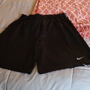 Men's Nike BBall shorts
